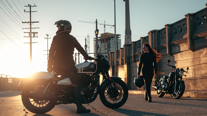 Tästä Royal Enfield mallistoon!